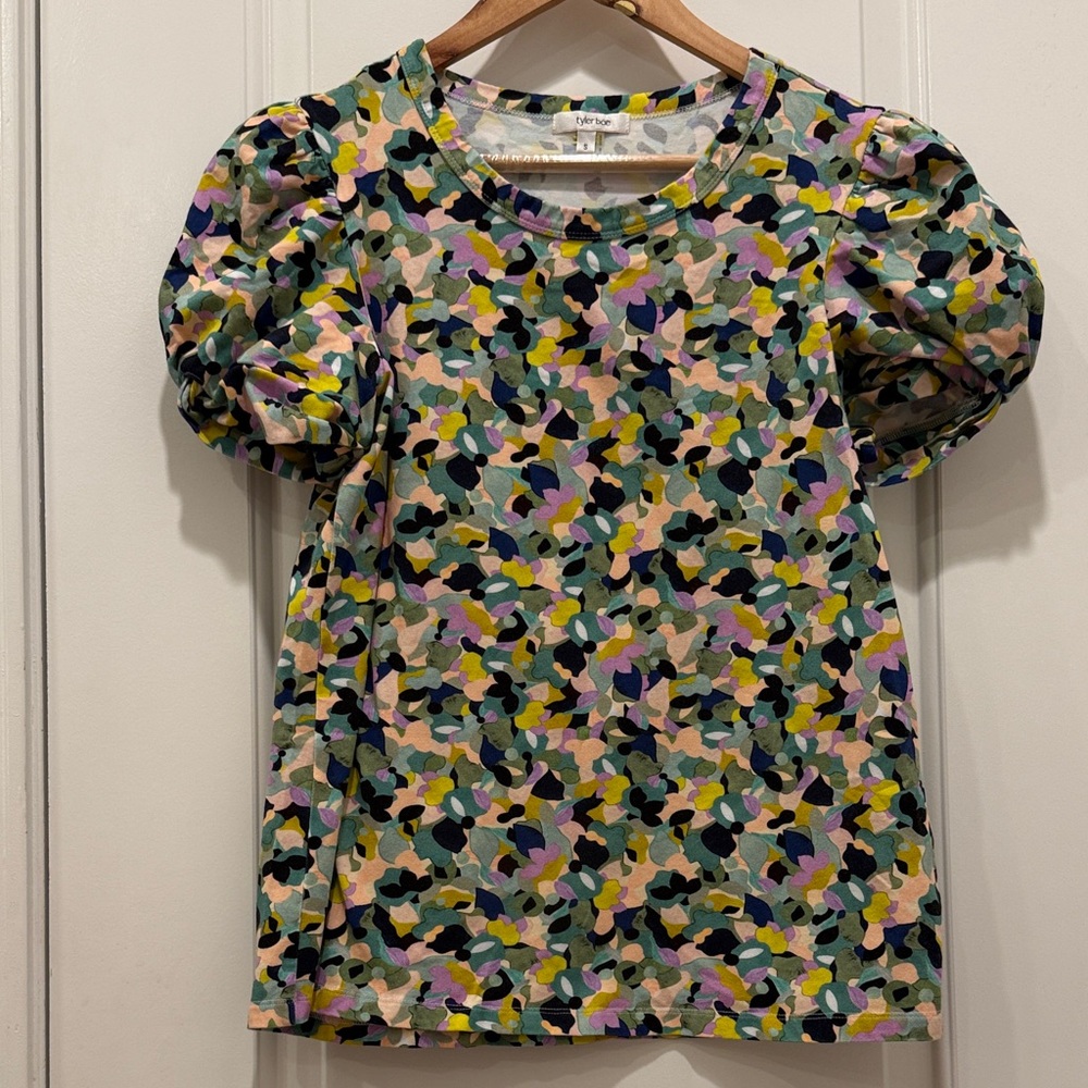 Tyler Boe Colorful Puff Sleeve Blouse - Picture 2 of 9